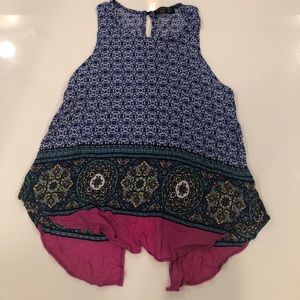 Renee C. Tank size M